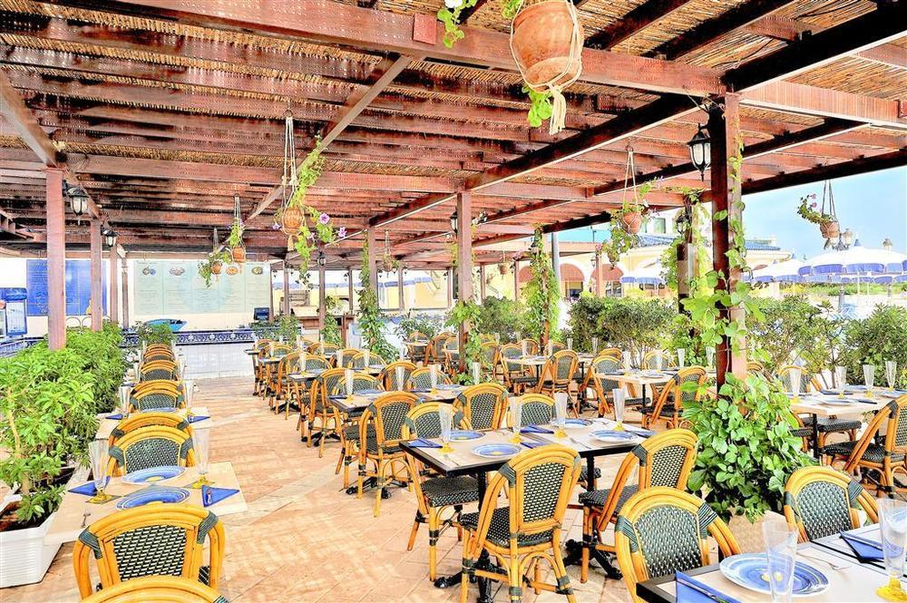 Sheraton Club Des Pins Resort Restaurang bild
